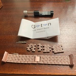 Fitbit charge 4 replacement band.